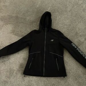 Black new balance women’s running jacket